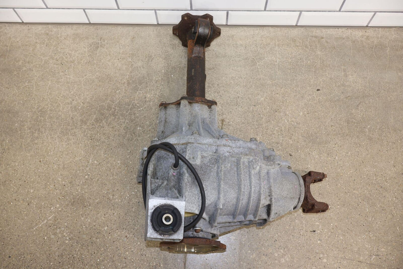 2003-2007 Hummer H2 Front Carrier Differential 4.10 Gear Ratio (GT5) 73K Mies