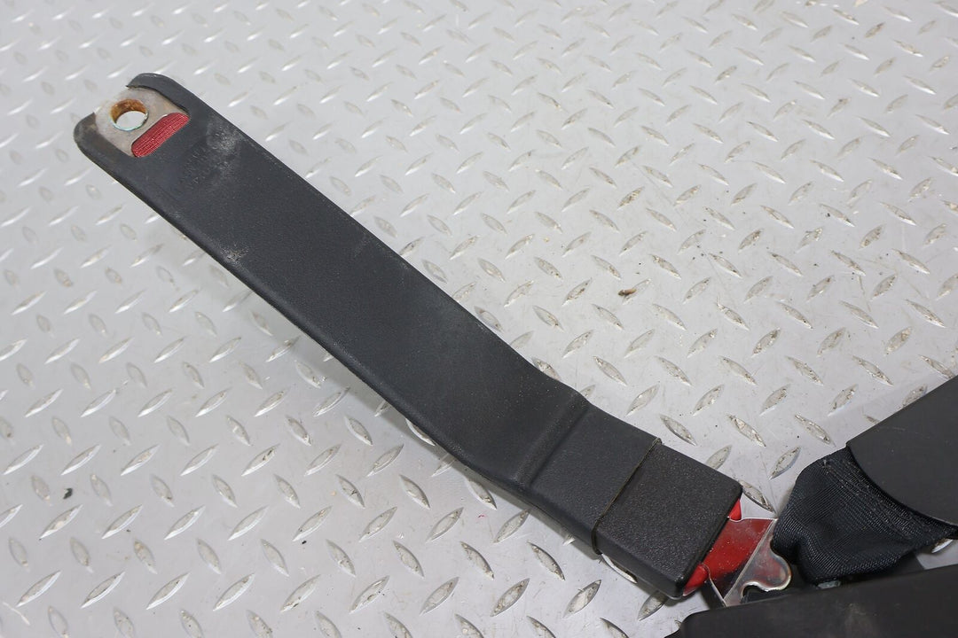 94-96 Chevy C4 Corvette Front Right RH Seat Belt Retractor (Black 19I) Notes