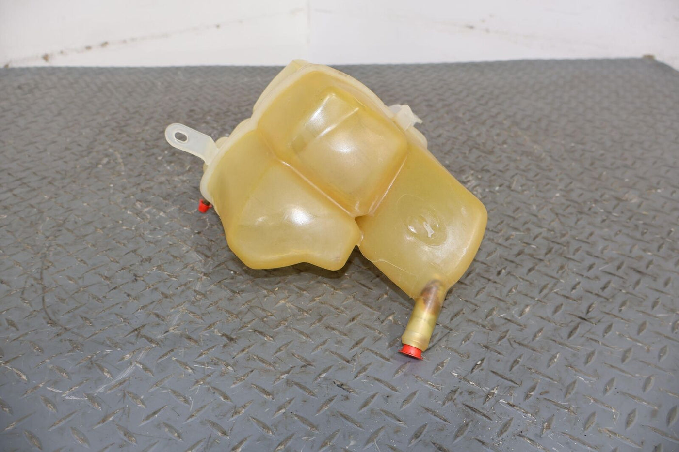 02-05 Ford Thunderbird Engine Coolant Recovery Reservoir Bottle W/ Cap
