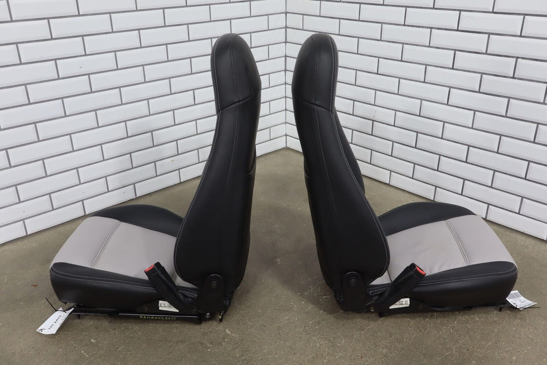 1999-2000 Mazda Miata NB Pair of Bucket Seats Manual Black/Silver *Recovered*