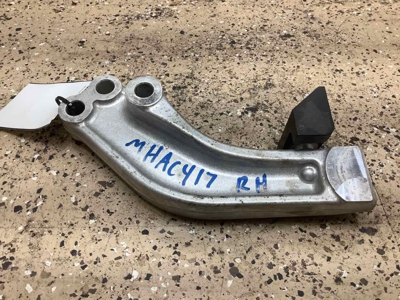 2017-2020 Acura NSX Right Engine Mount W/ Frame Bracket (50610-T6N-A00)