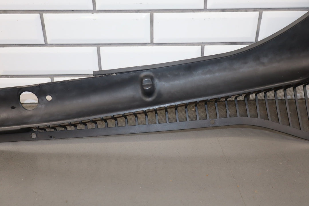 47289993