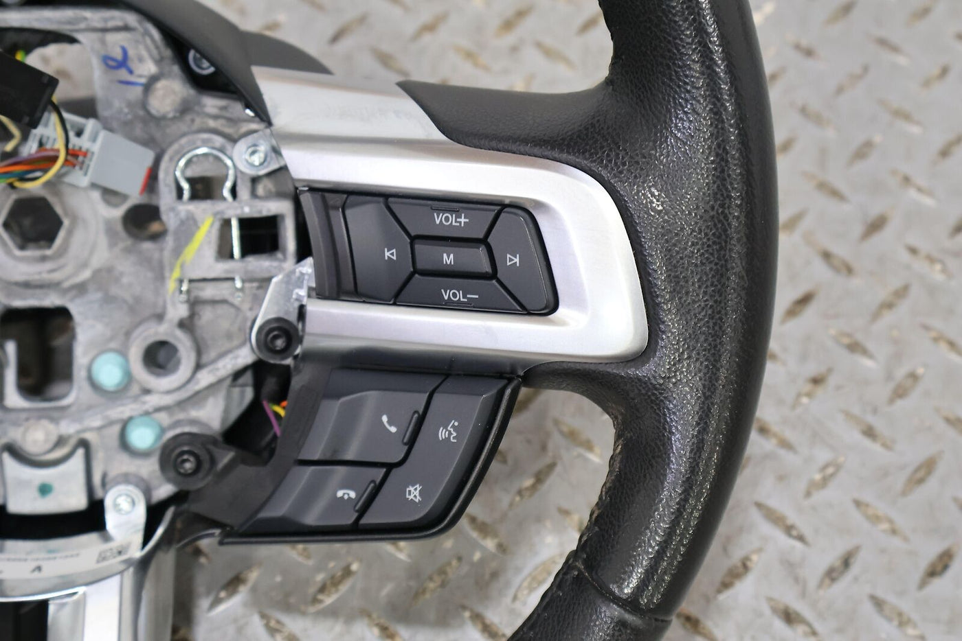 15-17 Ford Mustang GT Leather Steering Wheel (Ebony 21) Manual Trans Mild Wear