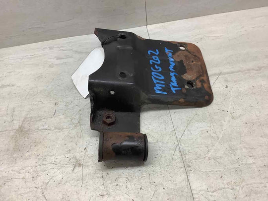 96-02 Dodge Ram 2500 Transmission Mount Bracket (47RE)