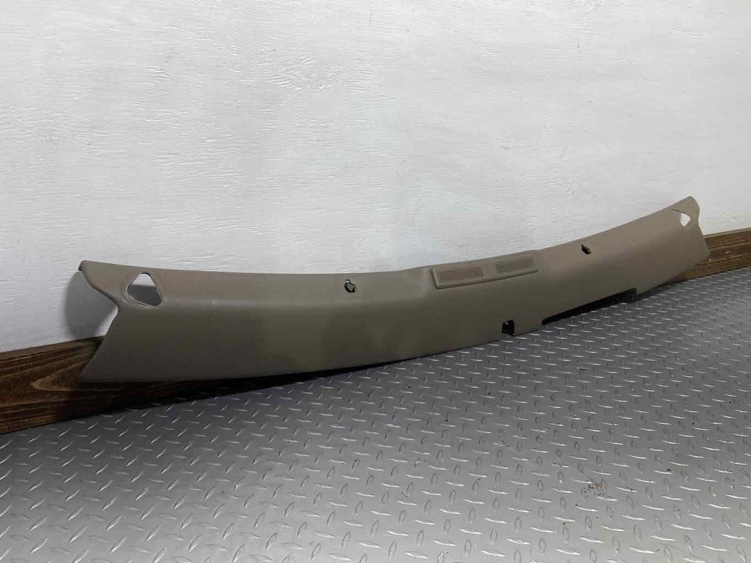 04-09 Cadillac XLR Interior Windshield Trim Panel (Shale 15i) 10352597