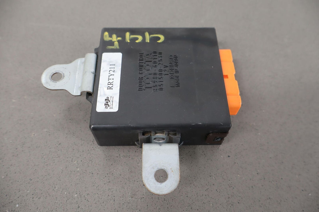 93-94 Toyota Land Cruiser LH Left Driver Door Control Module Relay 85980-60110