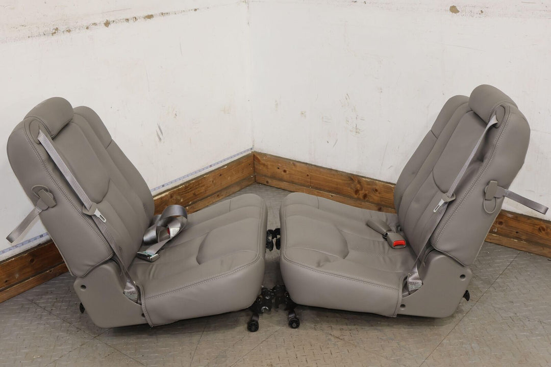 03-06 Cadillac Escalade Leather 3rd Row Bench Seat (Pewter 922) Short WB -Notes