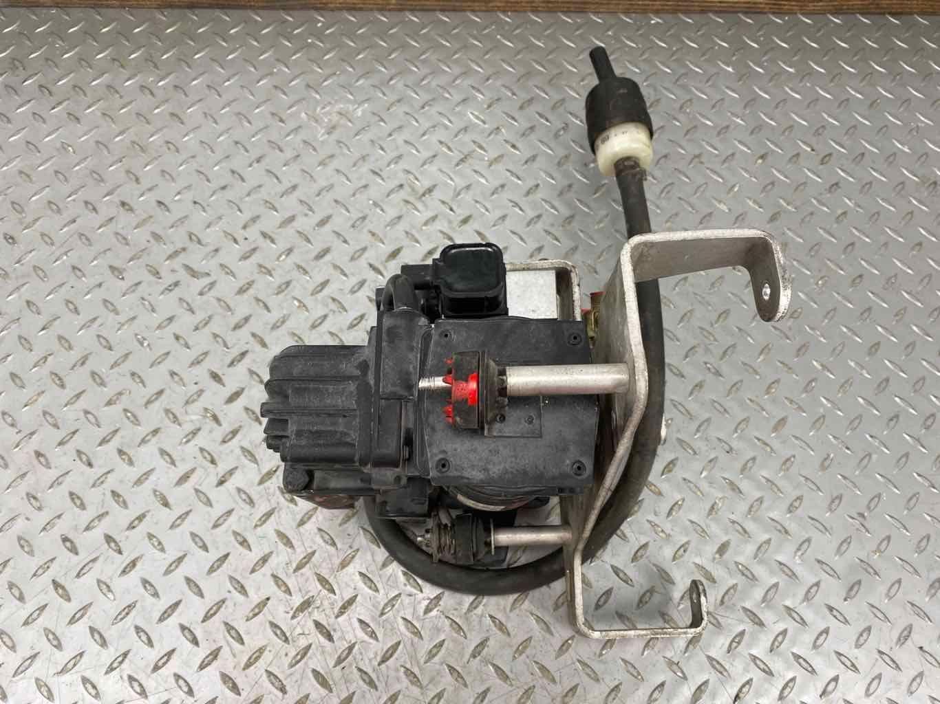 2008 Maybach 57 Air Ride Suspension Air Compressor OEM A 2403200104