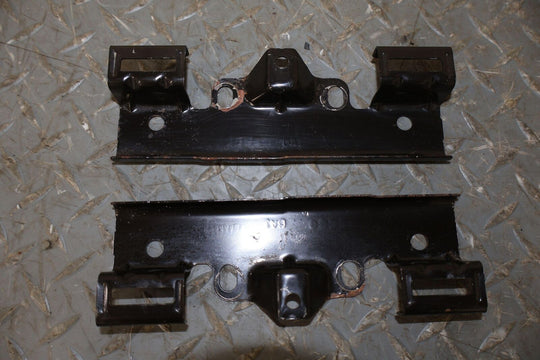 03-06 Cadillac Escalade OEM Sill Plate Mounts Set of 4 (Lightly Weathered)