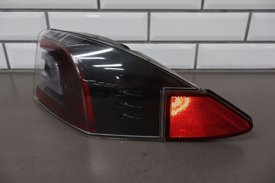 2012-2020 Tesla Model S Right RH (Quarter Mounted) Tail Light (6005919-00-C)