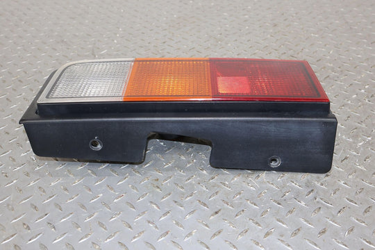 03-04 Hummer H2 Left LH Driver Tail Light Tail Lamp (Body Mounted) OEM Tested