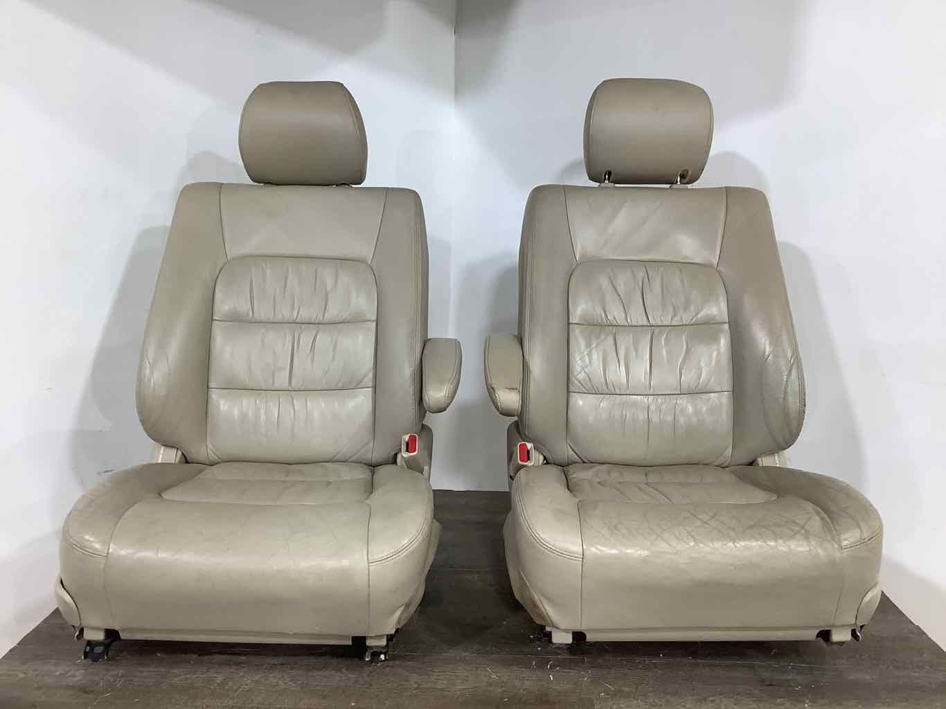 03-07 Lexus LX470 1ST & 2ND Row Leather Seat Set (Ivory LG00) See Notes