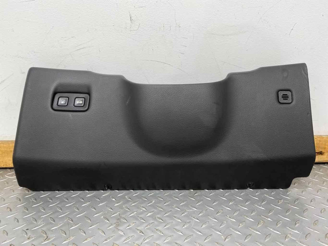 05-13 Chevy Corvette C6 Left LH Driver Knee Pad Bolster W/Buttons (Black 19i)