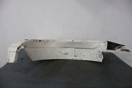 02-06 Cadillac Escalade Front Right RH OEM Fender (White Diamond 98U) See Notes