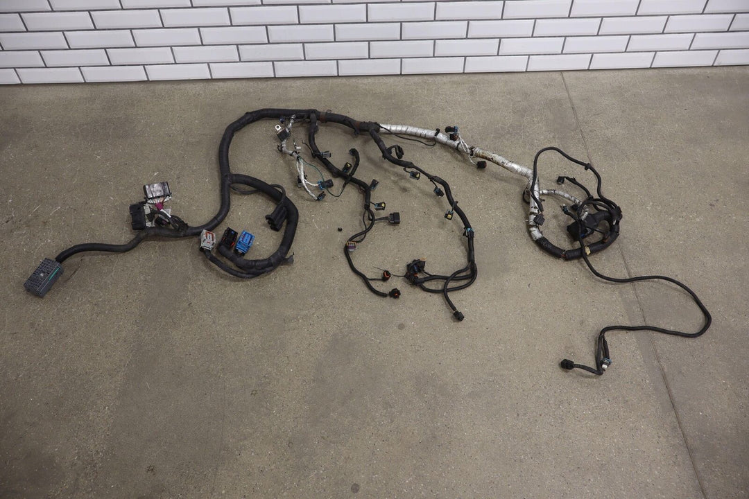 04-06 Cadillac XLR 4.6L DOHC Northstar V8 OEM Engine Wiring Harness