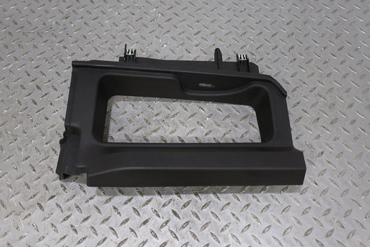 05-09 Hummer H2 SUT Rear Right RH Midgate Window Moulding (Moulding ONLY) Black