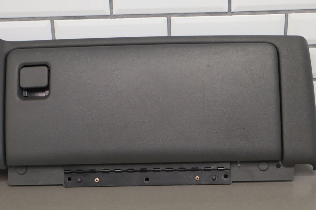 03-07 GMC Sierra GMT800 Glove Box with Surround Panel (Dark Pewter 69D)