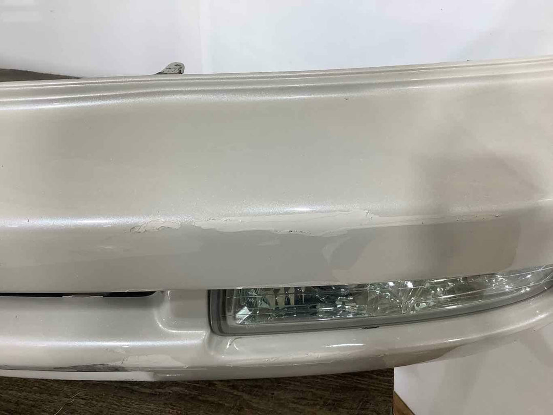 03-07 Lexus LX470 Front Bumper W/Fog & Signal Lights Sand Dollar Pearl (4R2)