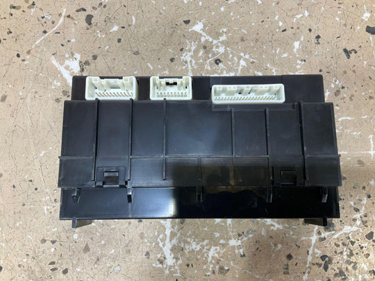 03-05 Lexus LX470 Ac Air Conditioner Amplifier Control Module (88650-60850) OEM