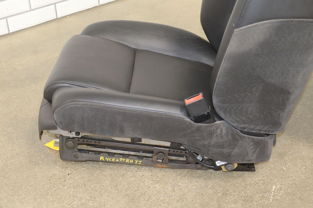 03-06 Chevy SSR Pair of LH & RH Leather Seats Ebony (192) *1 Burn Mark*