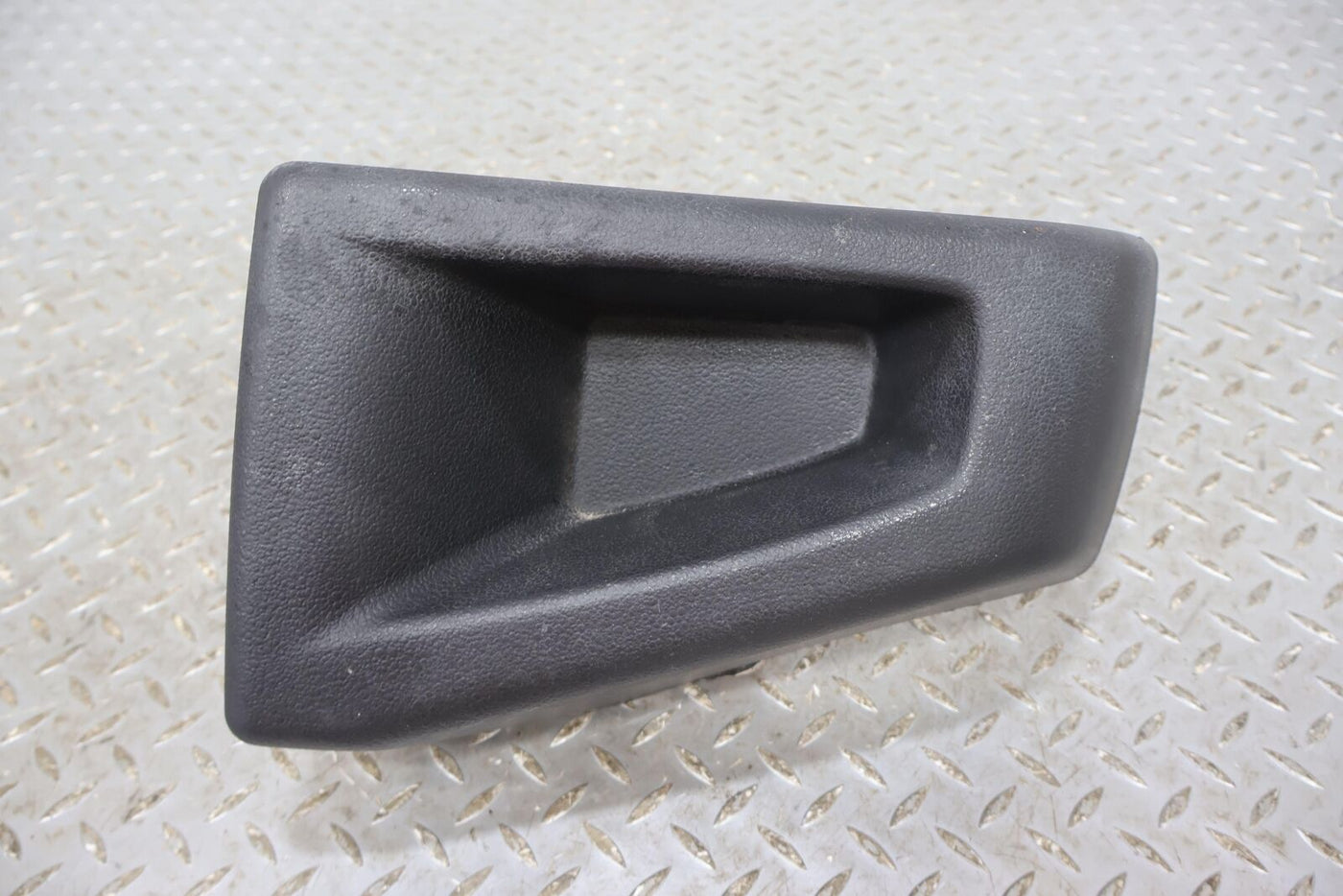 03-09 Hummer H2 Driver Left LH Front Bumper End Cap / Winglet (Black Textured)