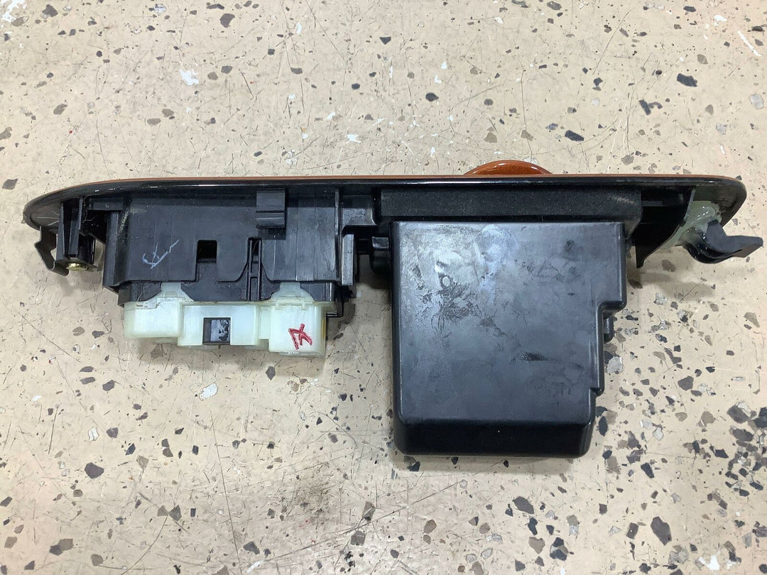 03-07 Lexus LX470 Passenger Right Rear Window Switch W/Bezel (Tested)