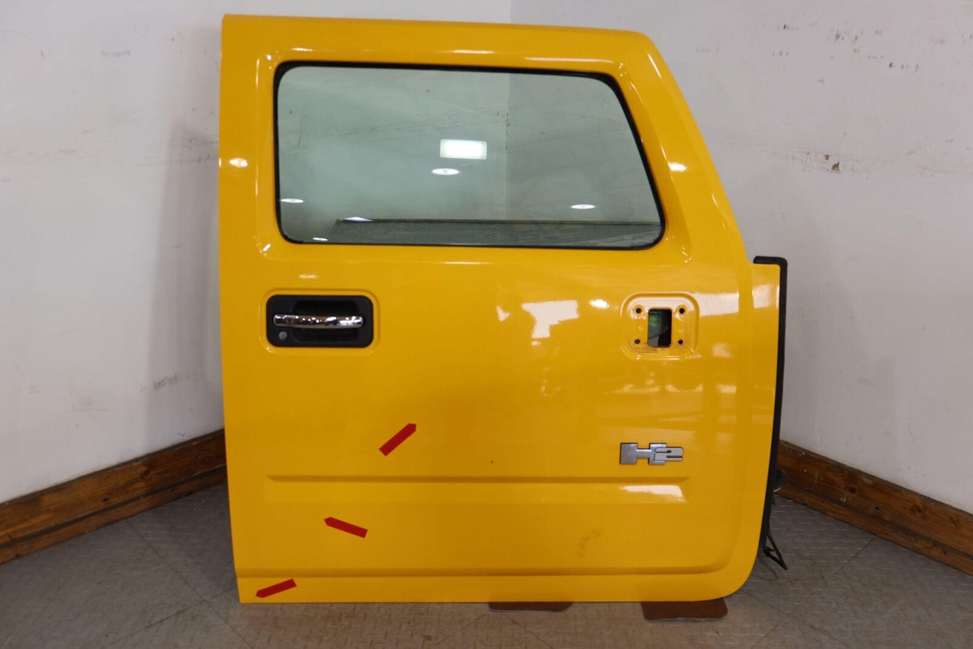 03-09 Hummer H2 Right RH Passenger Front Door W/ Glass (Yellow 79U) See Notes