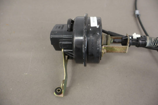 99-05 Mazda Miata NB Cruise Control Servo W/Vacuum Lines