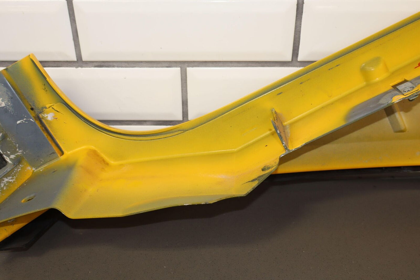 2003-2009 Hummer H2 Left OEM Fender Yellow (43U) *Appears Repainted*