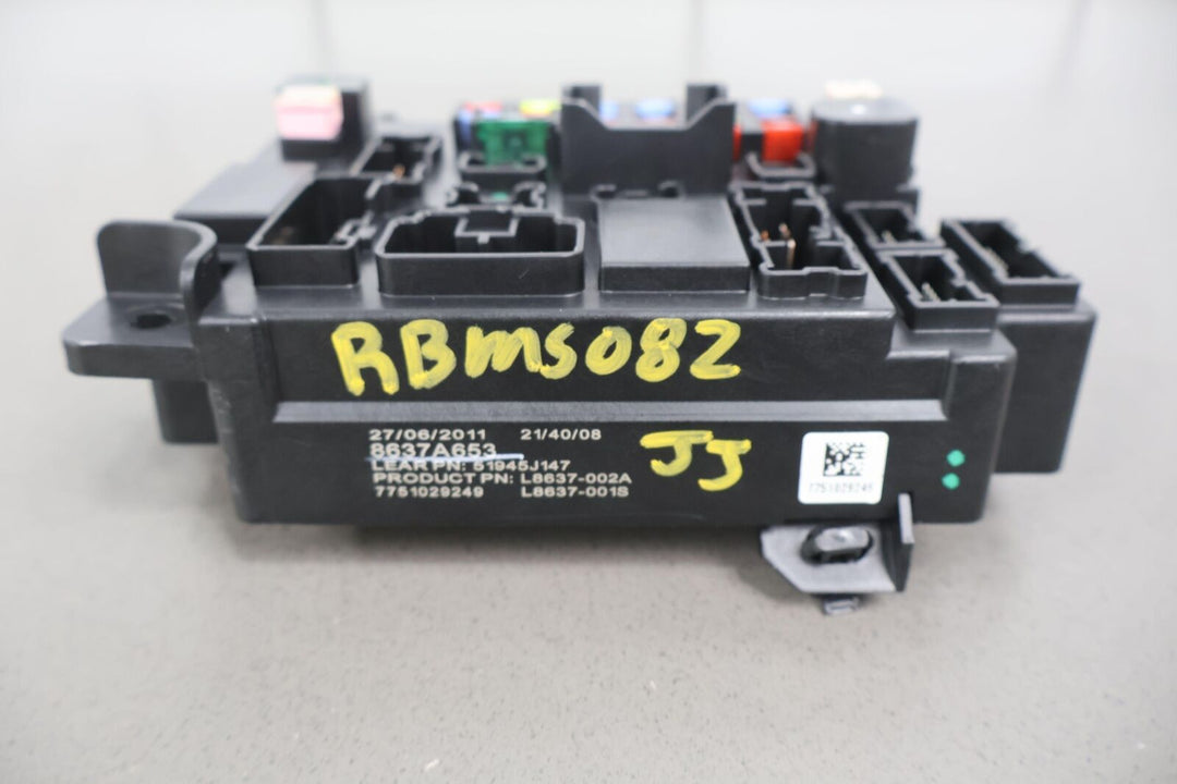 08-15 Mitsubishi Lancer Evo X OEM Cabin Fuse Relay Junction Box (8637A653)