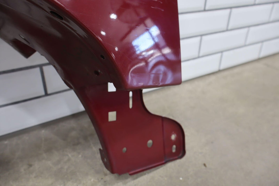 00-06 GMC Yukon Sierra GMT800 Passenger Right Fender (Sport Red 63U)