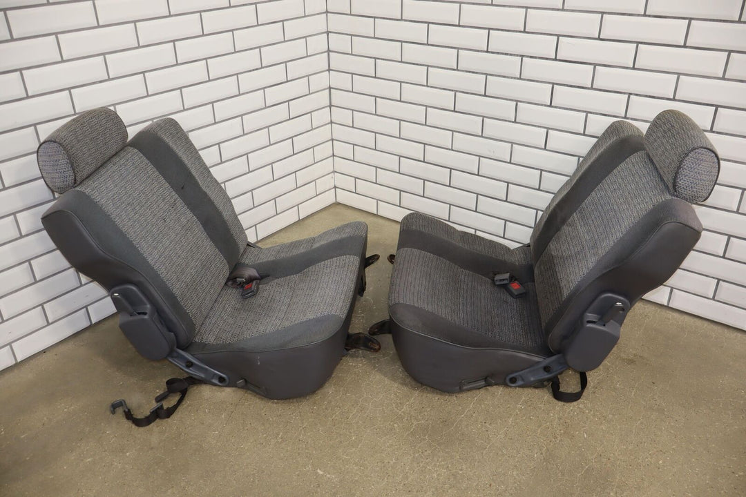 1992 Toyota Land Cruiser Pair LH&RH 2nd Row Cloth Seat (Gray FD10) Some Tears