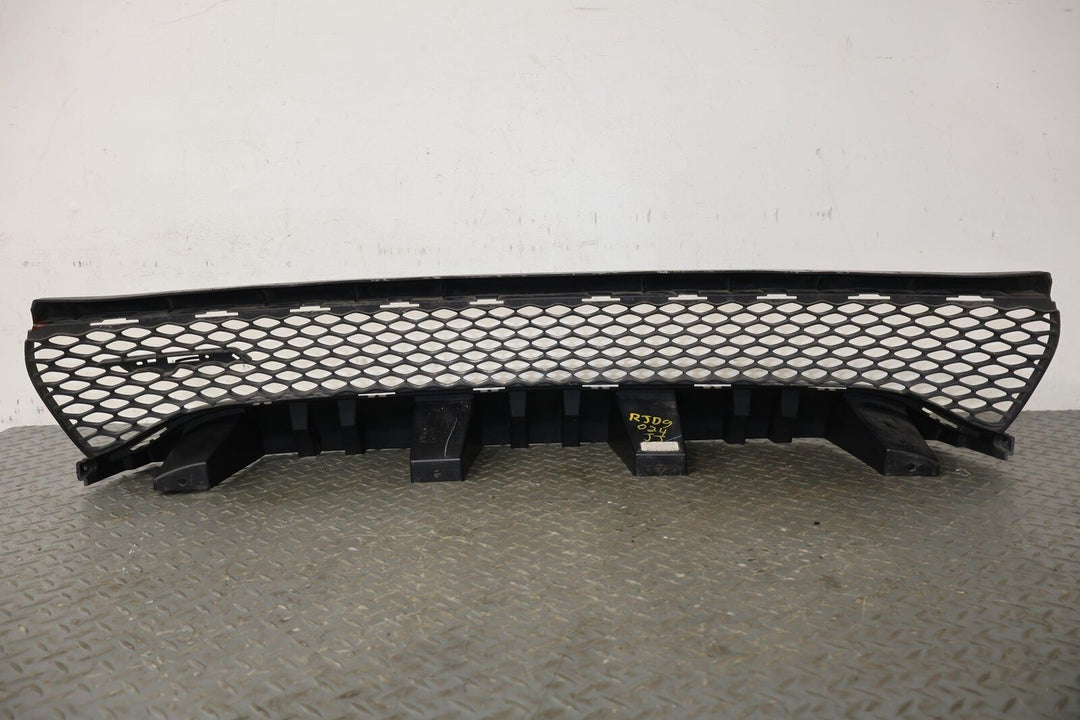 15-22 Dodge Charger SRT Front OEM Bumper Grille (Black) Small Crack (No Emblem)