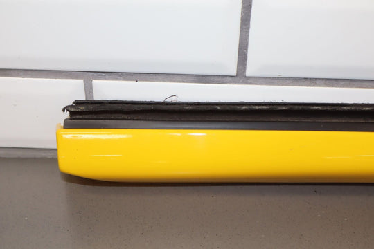 03-06 Chevy SSR RH Right Pass Door Panel Upper Trim Only Slingshot Yellow (79U)