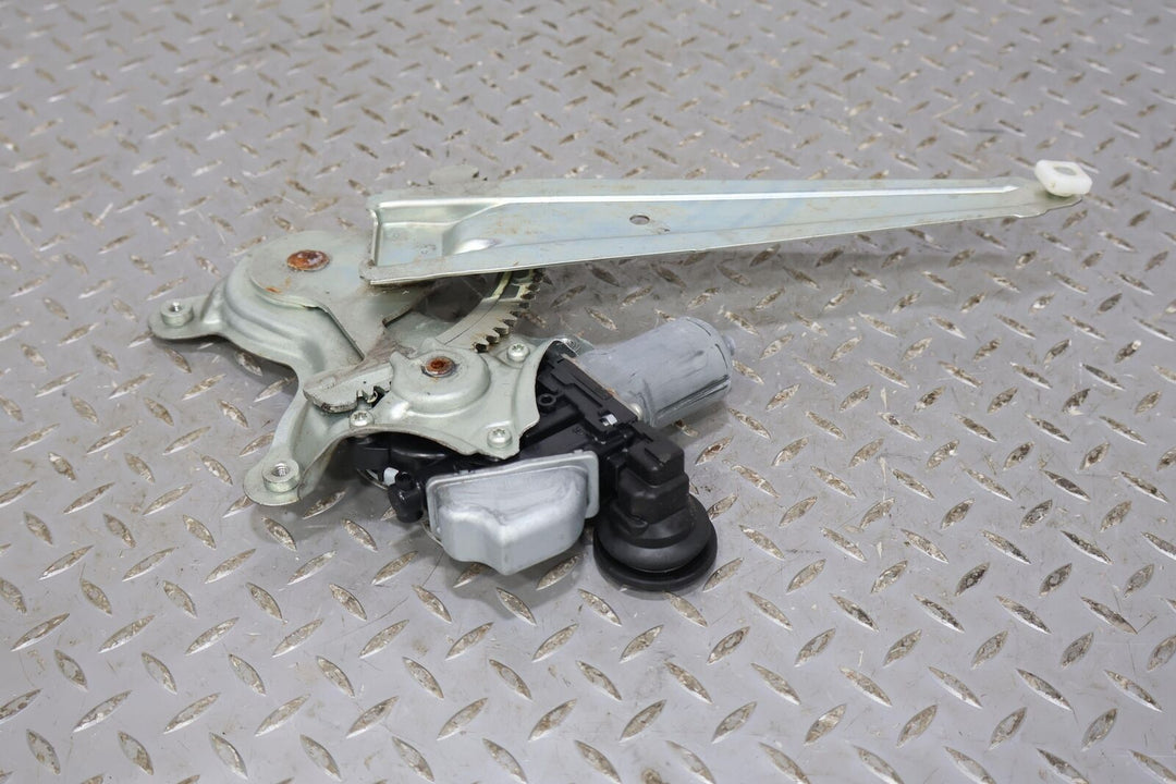 10-21 Lexus GX460 Left LH Driver Rear Door Window Regulator W/ Motor (Tested)