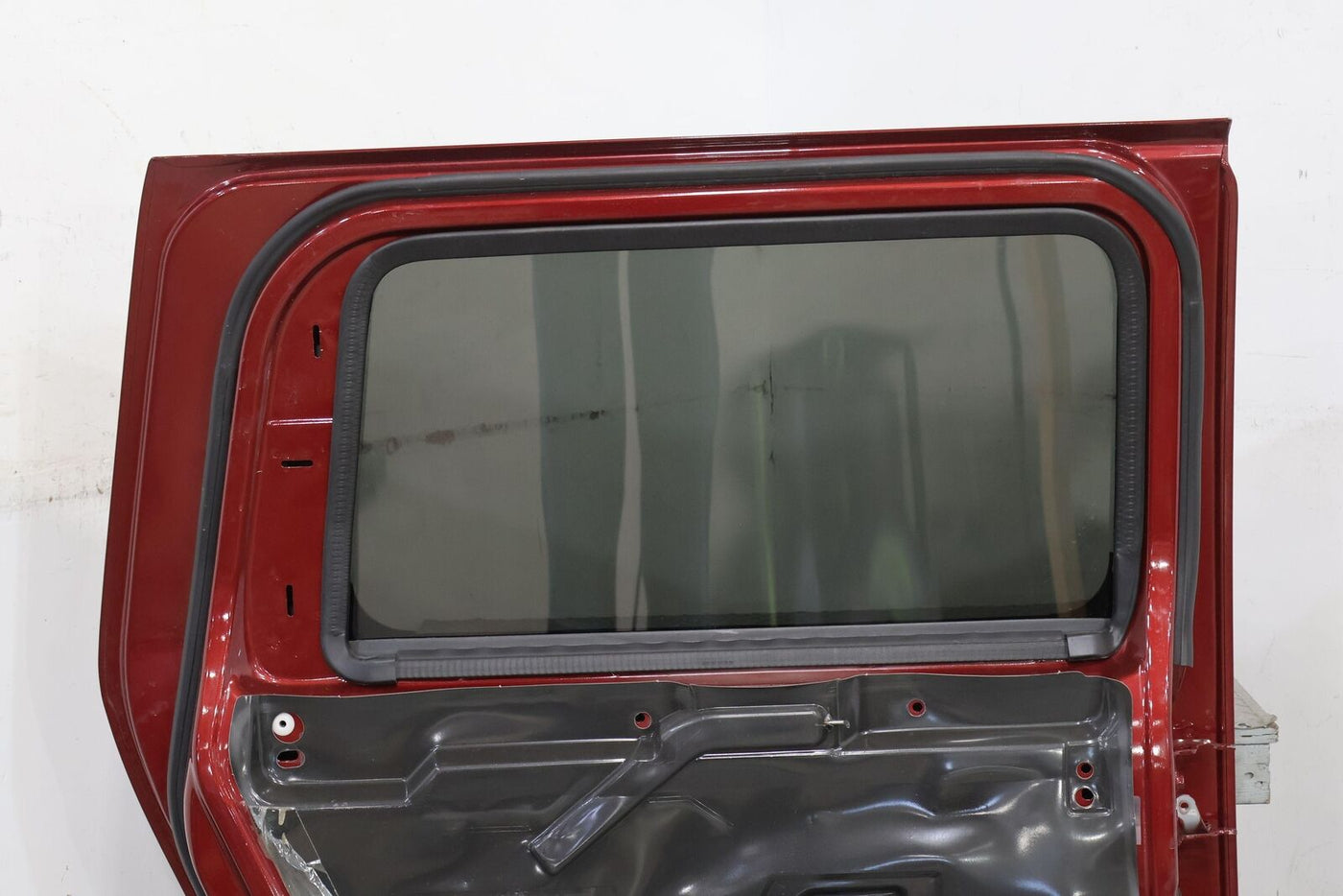 03-09 Hummer H2 Rear Left LH Door W/ Glass (Red Metallic 72U) See Photos