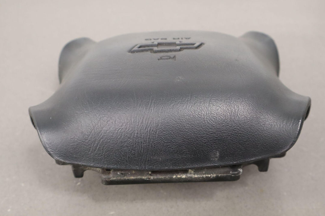 00-02 Chevy Silverado Driver Steering Wheel Air Bag OEM