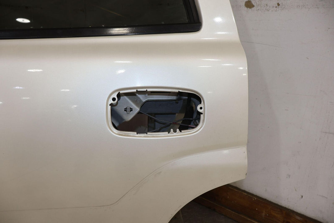 02-06 Cadillac Escalade Rear Left LH Door W/Glass (White Diamond 98U) Short WB