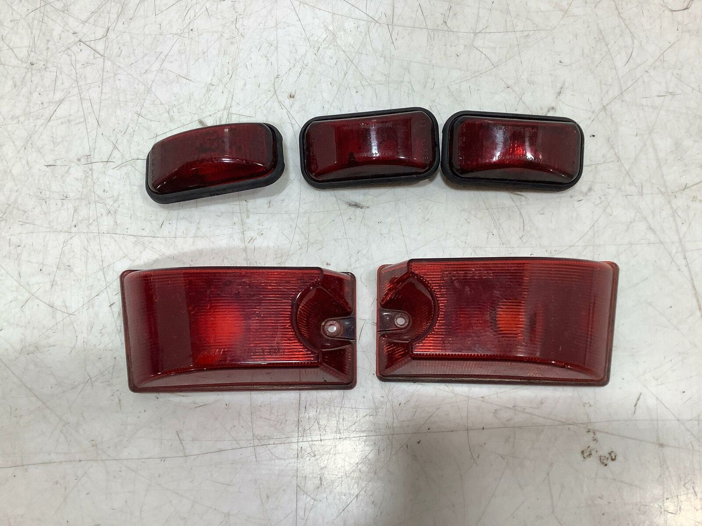 03-09 Hummer H2 OEM Rear Marker Light Set (5 Piece) Red