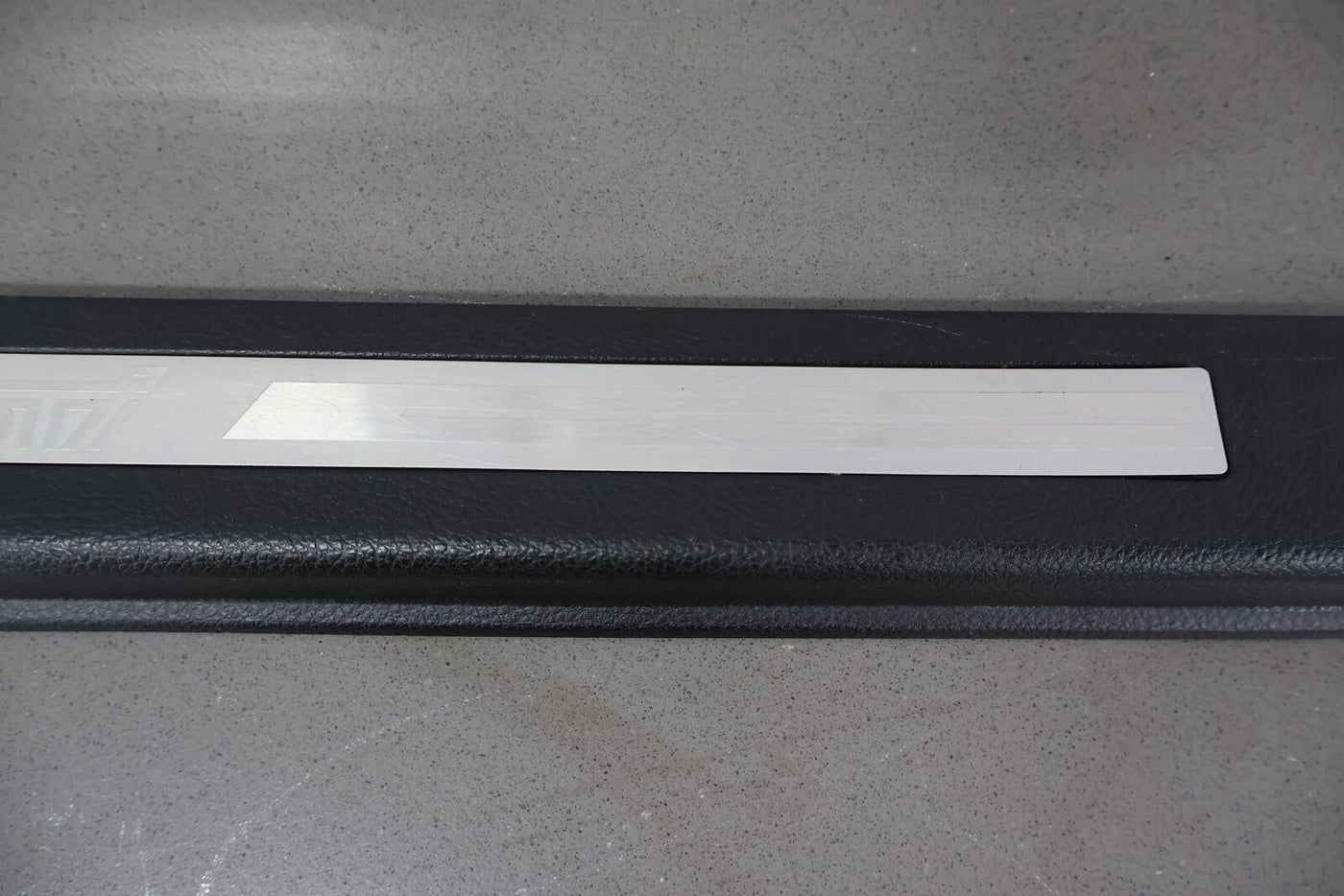 15-17 Subaru WRX STi Pair LH&RH Door Sill Entry Plates (Black/Aluminum)