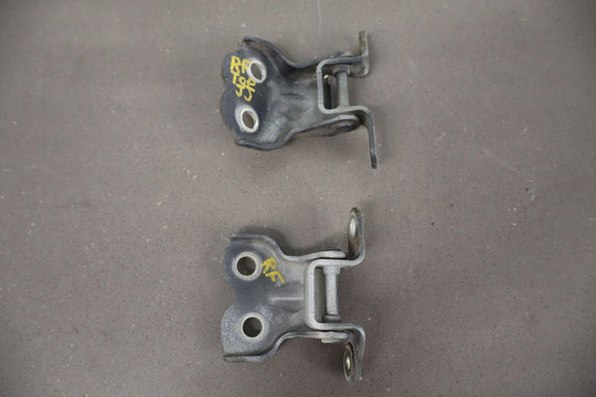 1991-1997 Toyota Land Cruiser FJ80 Front Right Upper & Lower Door Hinges Tested