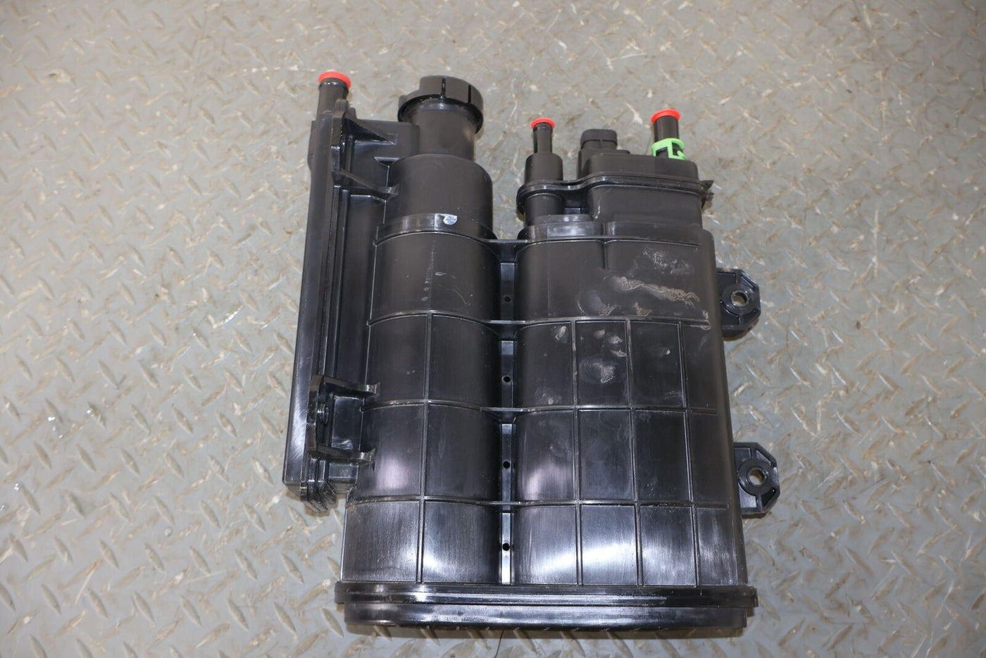 17-20 Fiat 124 Spider 1.4L Fuel Vapor Evaporator Charcoal Canister OEM (65K)