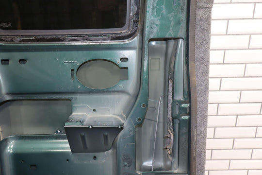 01-07 Chevy Silverado GMC Sierra Ext. Cab Left Rear Door Polo Green (47U)