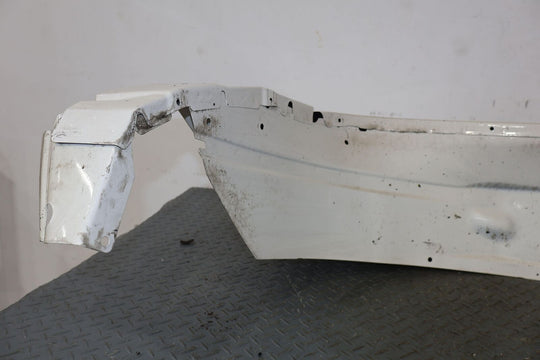 02-06 Cadillac Escalade Front Right RH OEM Fender (White Diamond 98U) See Notes