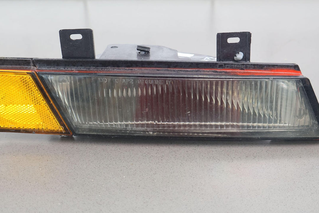 91-96 Chevy C4 Corvette Front Right RH Cornering Light Lamp (Bumper Mounted)