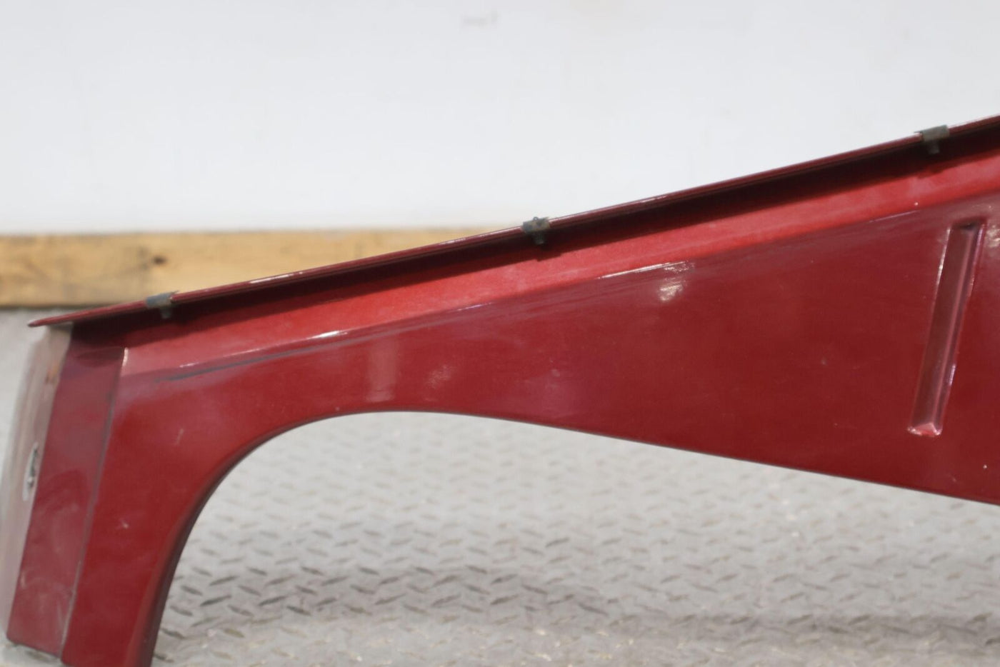 03-09 Hummer H2 OEM Front Left LH Driver Fender (Red Metallic 72U) See Notes