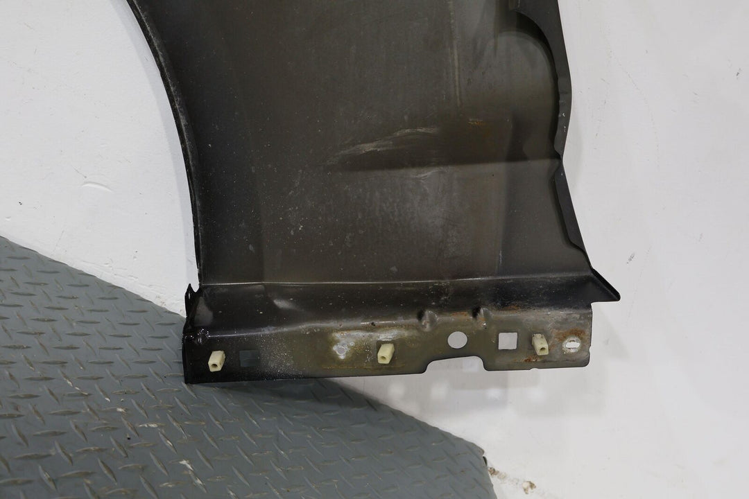 15-17 Ford Mustang GT Front Right RH Passenger OEM Fender (Black UA) See Notes