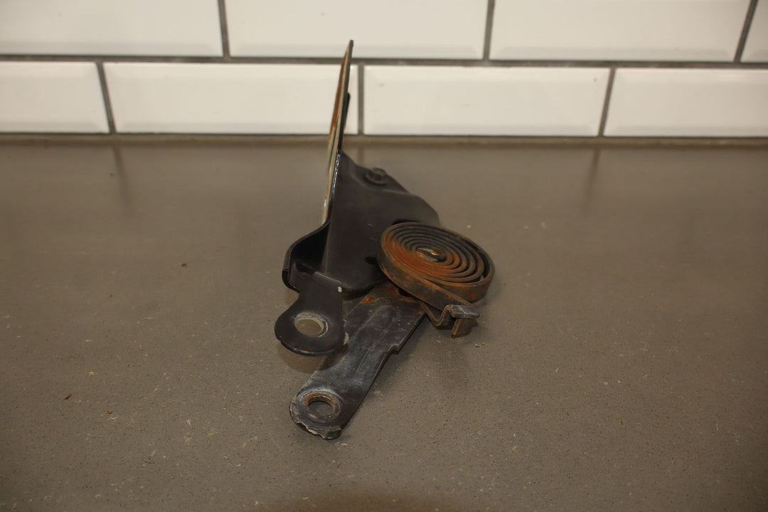 https://i.ebayimg.com/00/s/MTA2N1gxNjAw/z/Y6UAAeSwrPJpNvXc/$_57.JPG?set_id=2