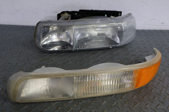 00-06 Chevy Tahoe Left LH Headlight Lamp W/ Lower Marker Light (Tested) Hazy