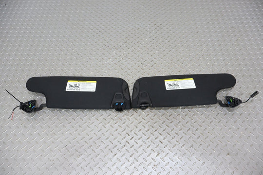 15-17 Dodge Challenger LH & RH Pair of Illuminated Sun Visors OEM (Black XC)